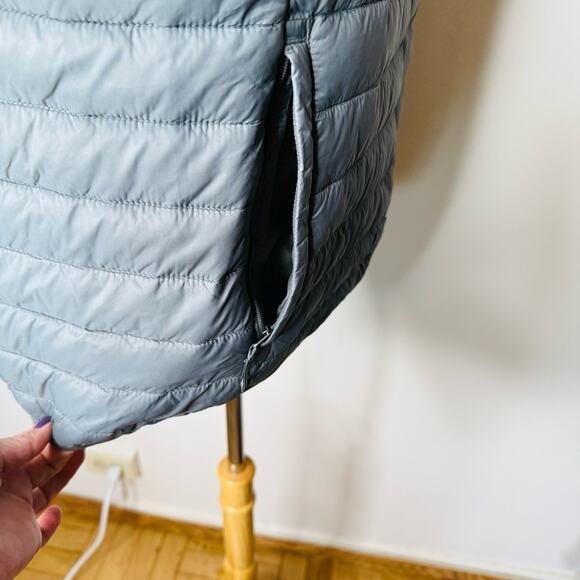 Amazon Essentials Gray Puffer Vest - Picture 7 of 8